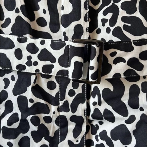 REVOLVE BRAND: LITA by CIARRA Amour King Cheetah Print
Trench Coat. NWOT - Picture 7 of 11